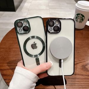 iPhone15 Plus shockproof magnetic case